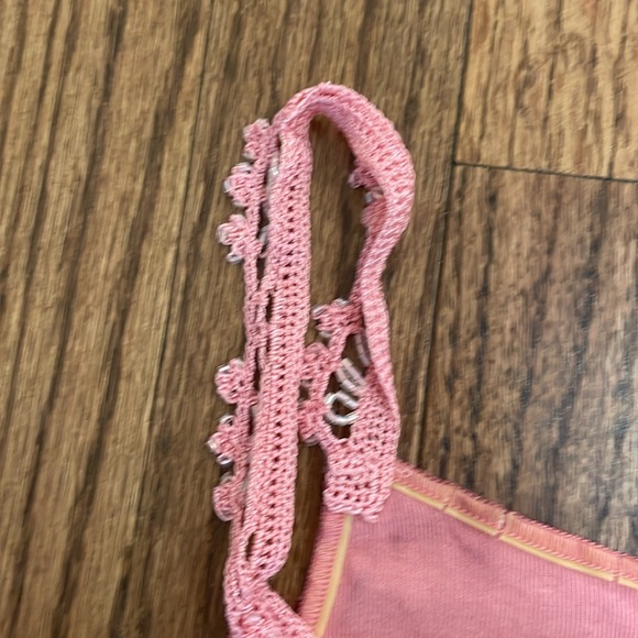 Sisley fancy tank top .  Is a size SMALL BUT MORE OF an XS!!! - Picture 3 of 8